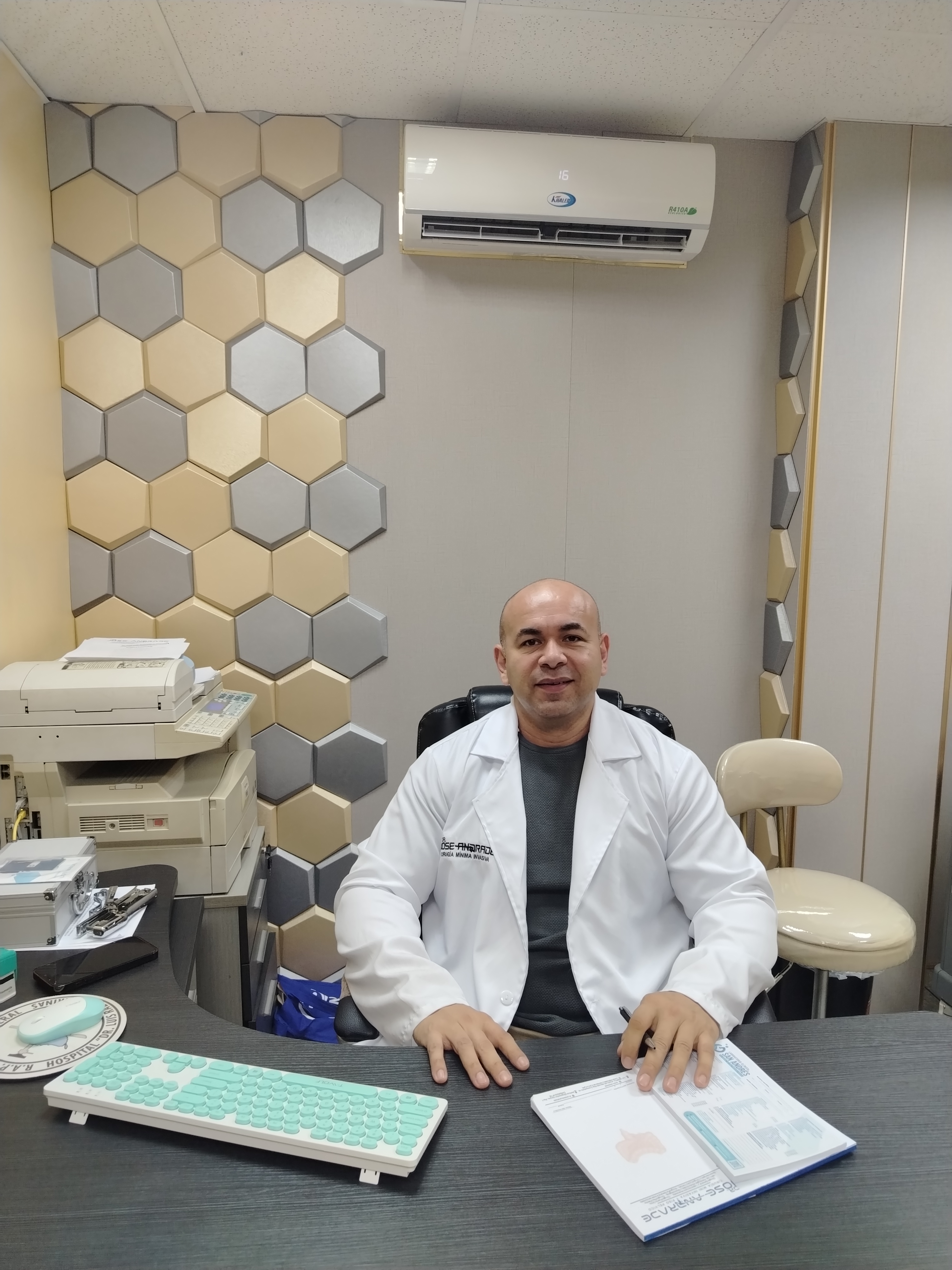 Dr. José Luis Andrade - nuestros productos en Barinas
